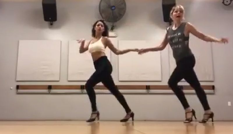 Video Eiza González Enciende Las Redes Con Sensuales Pasos De Baile