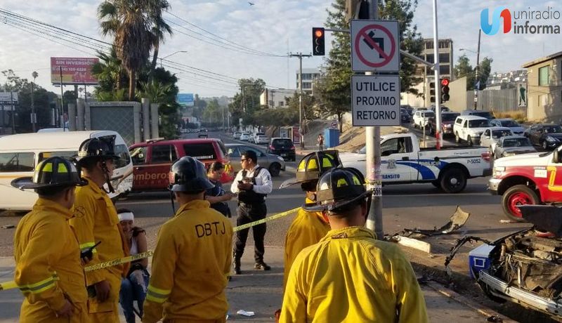 Fallece Policia De Tijuana Tras Choque Con Taxi En Fundadores