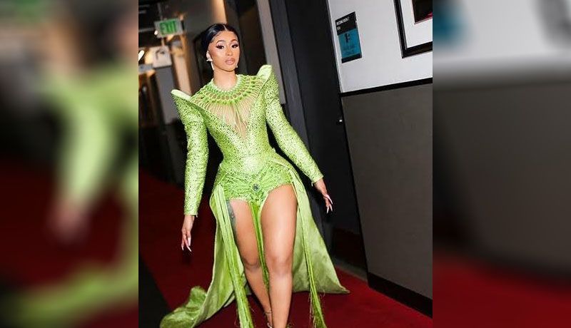 Cardi B Rinde Tributo A Camilo Sesto